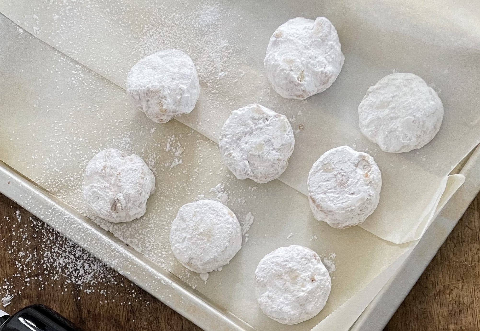 GAEA Greek vegan Kourabiedes aka white Christmas cookies