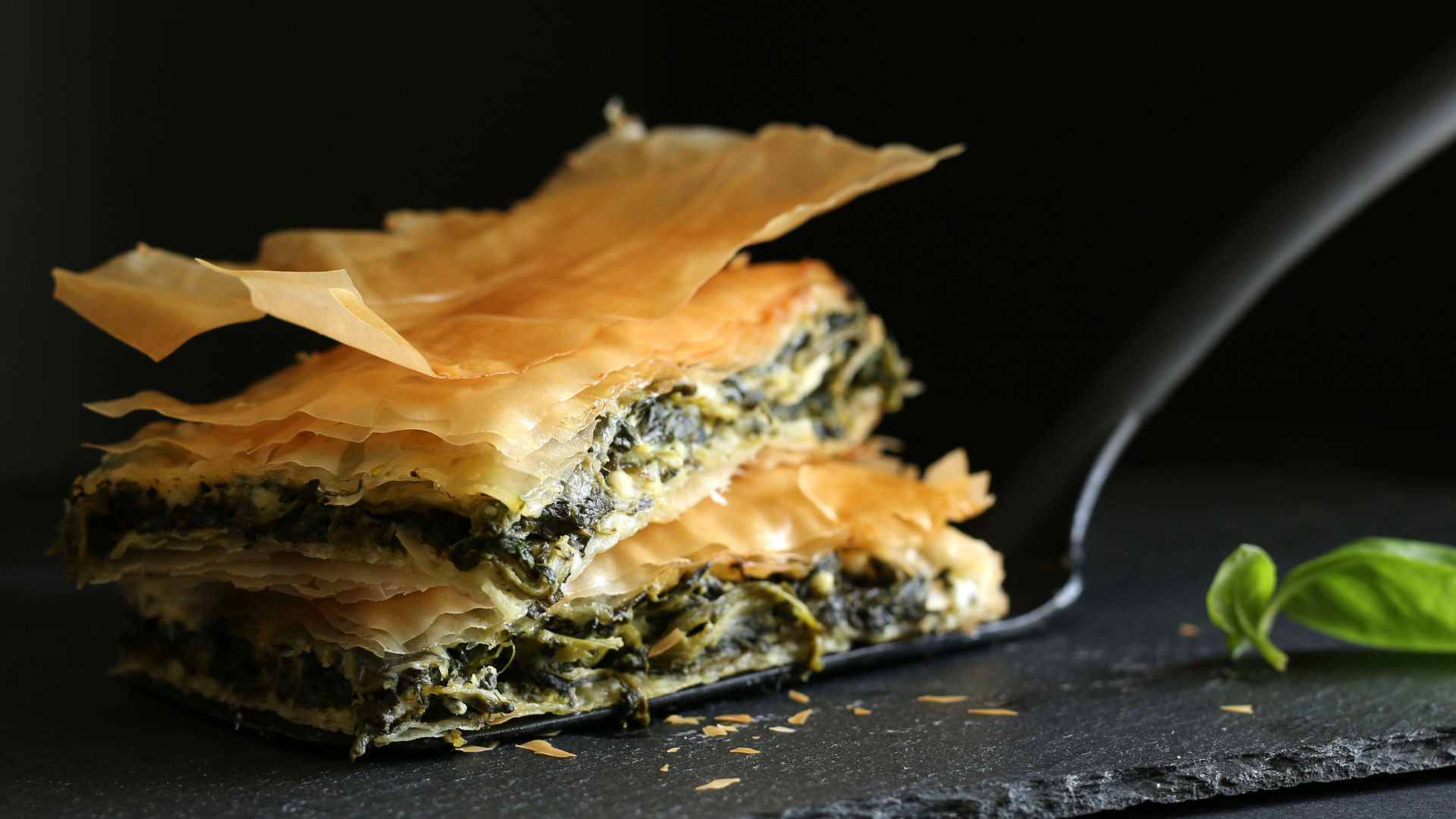 Spinach and Fennel leaves Pie